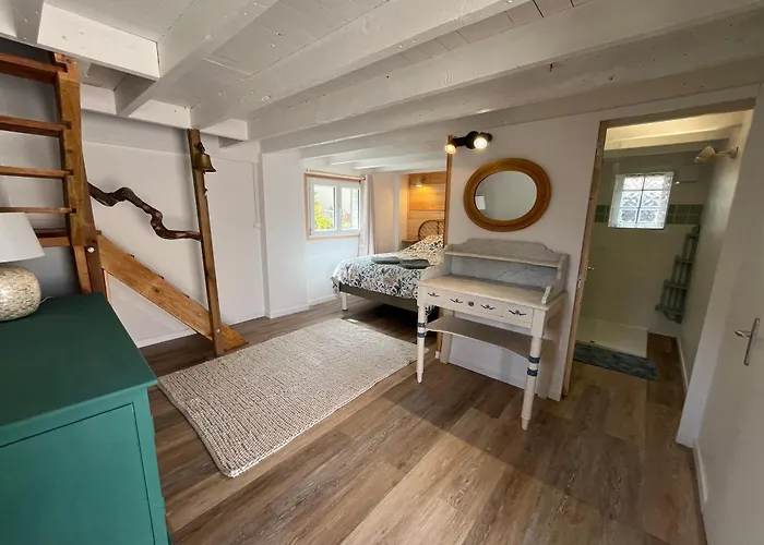 Vakantiehuis Charmante Petite Maison Dependance *